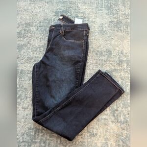 Levi's Women's Dark Blue Skinny Jeans Size 31